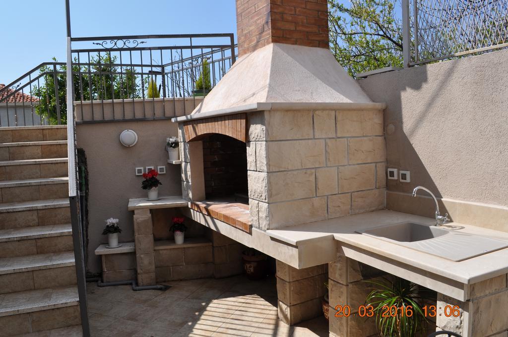 Zupa Dubrovacka Guest House Mlini Exterior foto